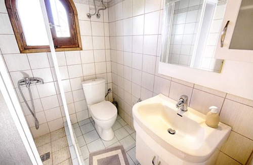 Almiros Beach Apartamento | Apartment right on the beach with sea views on the north coast