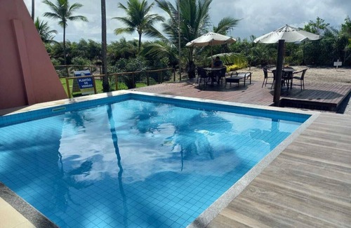 Ilheus-Itacare Apartamento | Apartment standing on the sand, on the edge of the sea...come and discover this paradise....
