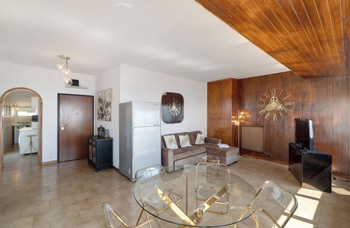 Varazze Apartamento | Apartamento 'Riviera Mare' con vistas al mar, terraza privada y Wi-Fi