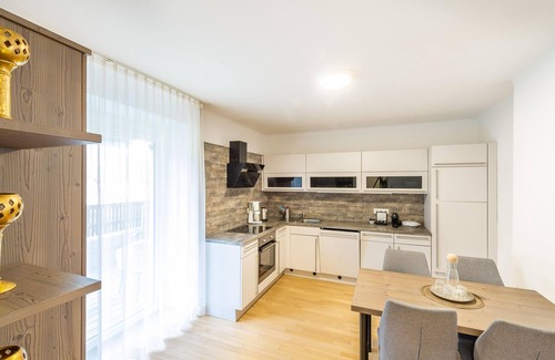 Uebelbach Apartamento | Apartment Roadster with breakfast in Pension Herti - Haus Pastner am Teich