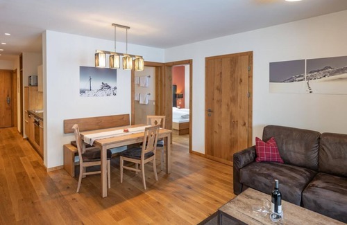 Warth Apartamento | Apartment Rosa - AlpHus Appartements