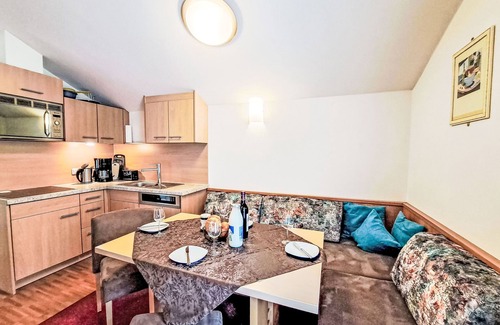 Mayrhofen Apartamento | Apartamento Rosa by Interhome