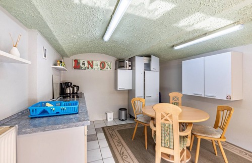 Jessen Apartamento | Apartamento 'Ruhiges Nest Mit Sauna Und Garten' con jardín compartido y Wi-Fi