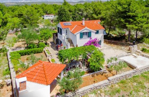 Cove Osibova (Milna) Apartamento | Apartment Rusula