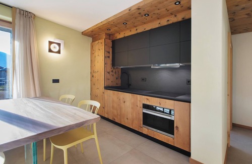 Mazzo di Valtellina Apartamento | Apartamento 'Sulif' con vistas a la montaña y Wi-Fi