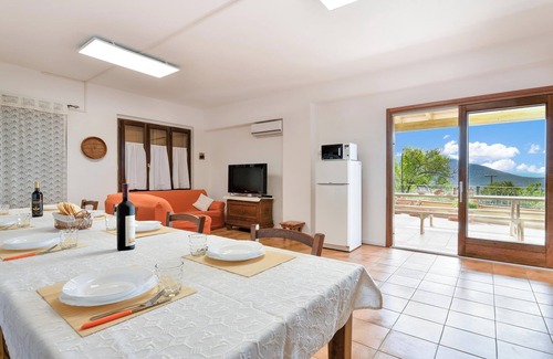 Dorgali Apartamento | "Appartamento Sa Pintadera" con vistas a la montaña, Wi-Fi y terraza