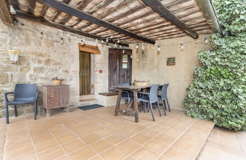 Gargalla Casa | Apartamento 'Sant Grau 2' con vistas a la montaña, piscina compartida y Wi-Fi