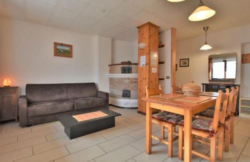Valdisotto Apartamento | Apartment Santa Lucia-3 by Interhome