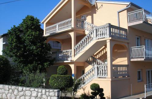 Novi Vinodolski Apartamento | Apartment Sara