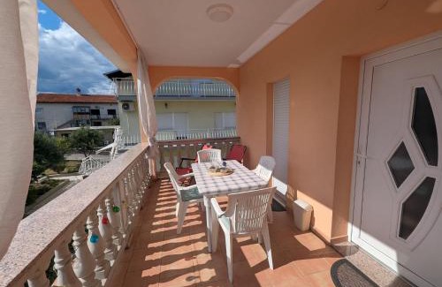 Novi Vinodolski Apartamento | Apartment Sara
