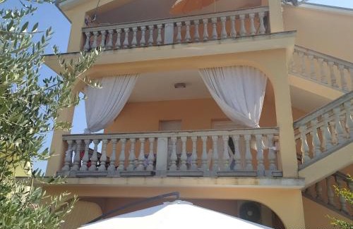 Novi Vinodolski Apartamento | Apartment Sara