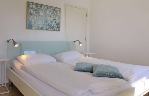 Muenchenwiler Apartamento | Apartamento Schloss Münchenwiler en Münchenwiler - 5 personas, 3 dormitorios