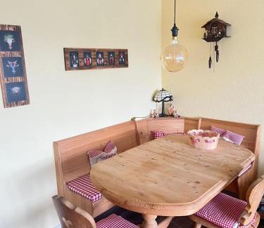 Schonach im Schwarzwald Apartamento | Apartment Schwarzwald-Anni Pool Tennis Sauna