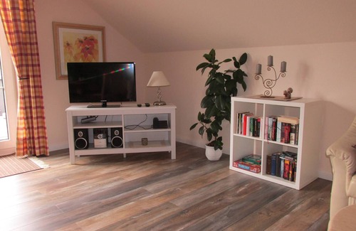 Hanstedt Apartamento | Apartamento 'Schwienautal' con jardín privado y balcón