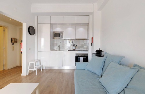 Estoril Apartamento | Apartamento 'Sea View Estoril' con vistas al mar, Wi-Fi y aire acondicionado