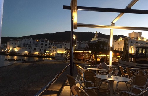 Cadaques Apartamento | vistas mar Apartamento en unos pocos minutos en el centro del pueblo