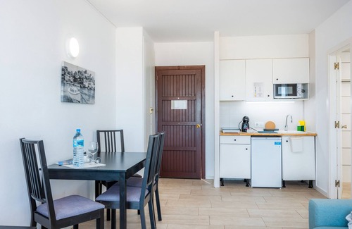 Portocolom Apartamento | Apartamento 'Sea View Room 202' con piscina compartida, Wi-Fi y aire acondicionado.