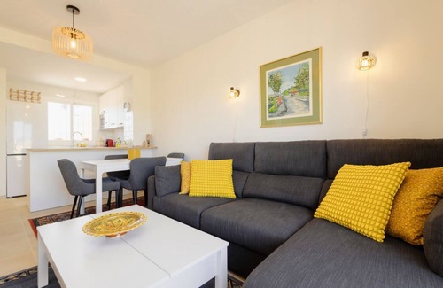 El Faro Apartamento | Apartamento; vistas al mar, gran terraza, cerca de playa; El Faro, Mijas