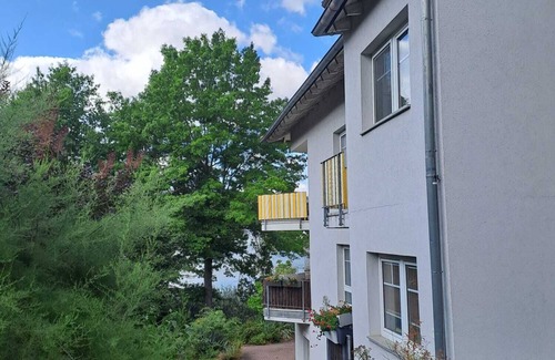 Bad Salzungen Apartamento | Apartment Seeblick,ihr Einzigartiger Aufenthalt Direkt am Bad Salzunger Burgsee