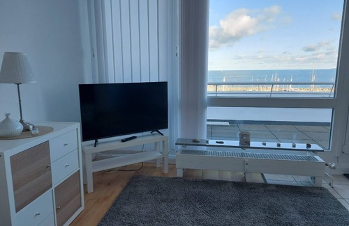 Schilksee Apartamento | Apartment 'Segelparadies Mit Ostseeblick' with Sea View, Balcony and Wi-Fi