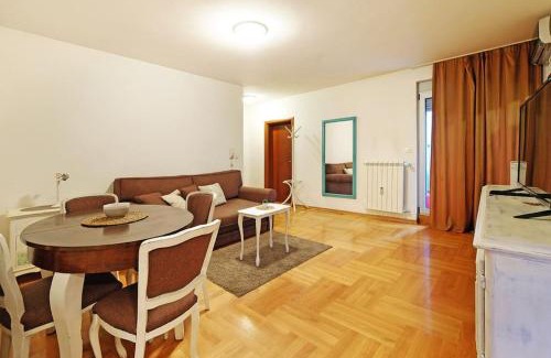 Vukov Spomenik Apartamento | Apartment SEIF 2