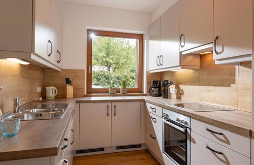 Soell Apartamento | Apartment, shower, WC, garden side - Au Pension