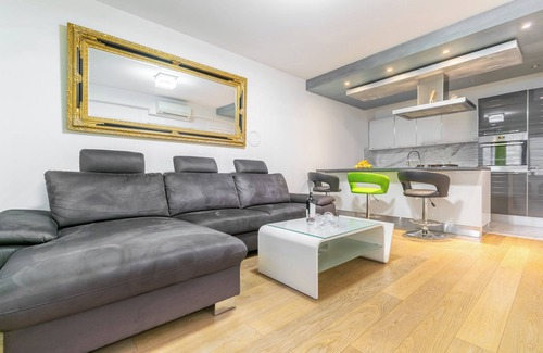 Ratac Apartamento | Apartment Simic Near the Beach with garage