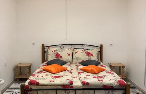 Kraljevo Apartamento | Apartment SISTERS