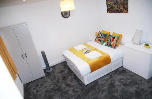 South Harrow Apartamento | Apartment - Sleeps 5 & Free Parking