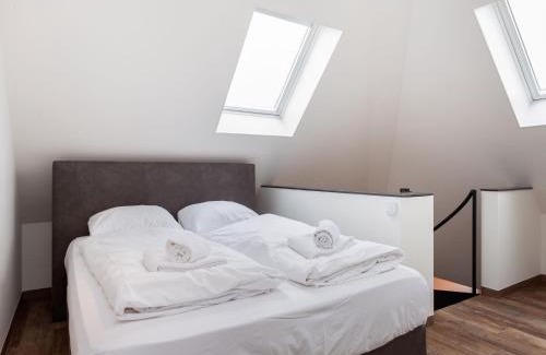 Offingawier Apartamento | Apartment Sneekermeer with Water Sports Access, cleaning included