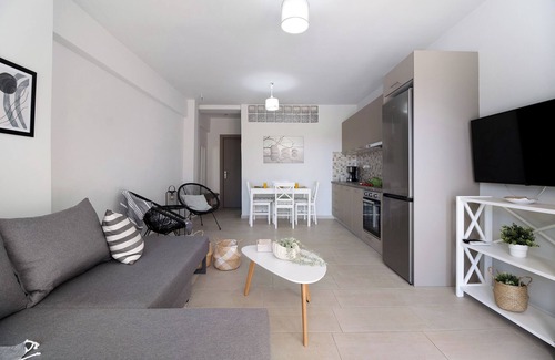 Nikiana Apartamento | Apartamento 'Sofia' con vistas al mar, Wi-Fi y aire acondicionado