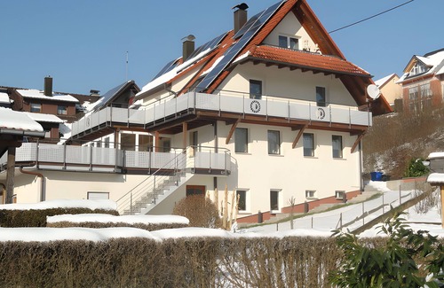 Elzach Apartamento | Apartamento 'Sonnenterrasse' con jardín compartido y Wi-Fi