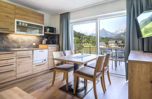 Hinterstoder Apartamento | Apartment Spitzmauer, wonderful mountain view, balcony - Appartementhaus Madlen