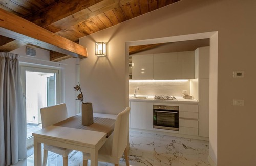 Vasto Apartamento | Apartamentos Marie Claire 3