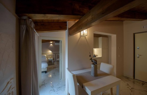 Vasto Apartamento | Apartamentos Marie Claire 3