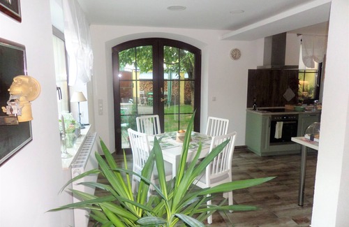 Zahna-Elster Apartamento | Apartamento-Estándar-Baño Privado-Vista al rio-Ferienwohnung 2