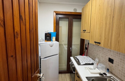 Rivisondoli Apartamento | Apartment 'Stef House' with Private Garden, Wi-Fi and Air Conditioning