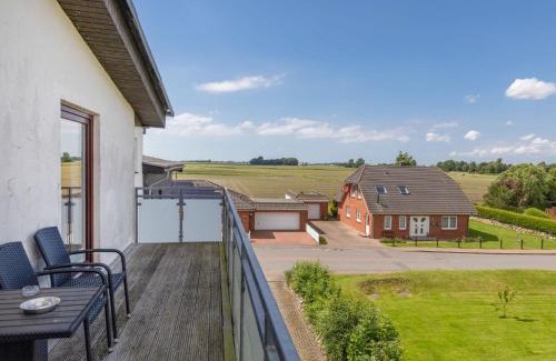 Warwerort Apartamento | Apartment Sturm by Interhome