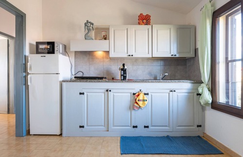 Orti Su Loi Apartamento | Apartment 'Sud Sardinia 15' with Private Garden and Wi-Fi