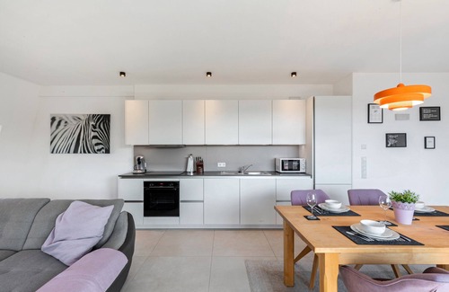 Limburg an der Lahn Apartamento | Apartamento 'Suite Marienborn' con vistas a la montaña, terraza privada y aire acondicionado