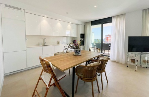 Torrox Costa Apartamento | Apartamento 'Sun Garden' con vistas al mar, Wi-Fi y aire acondicionado