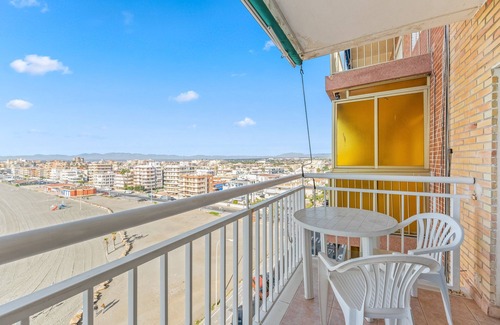 Santa Pola Apartamento | Apartamento 'Sunflower Costa Blanca' con vistas al mar, Wi-Fi y aire acondicionado