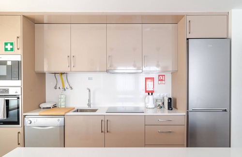 Darque Apartamento | Apartment 'Surf and Chill House' with Mountain View, Wi-Fi and Air Conditioning