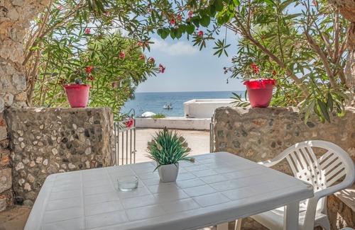 Mirties Apartamento | Apartamento 'Syrios Suites No 1' con vistas al mar, Wi-Fi y aire acondicionado