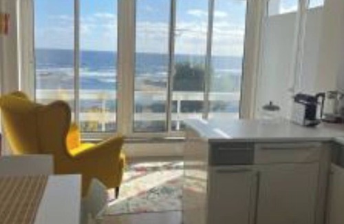 Praia da Vitoria Apartamento | Apartment T2 1st floor Pools Porto Martins
