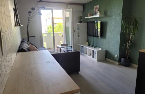 Estanove Apartamento | Apartment T2 near the rugby's stadium
