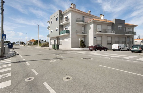 Gafanha da Nazare Apartamento | Apartamento 'T2 Perto Da Praia' con terraza compartida y Wi-Fi