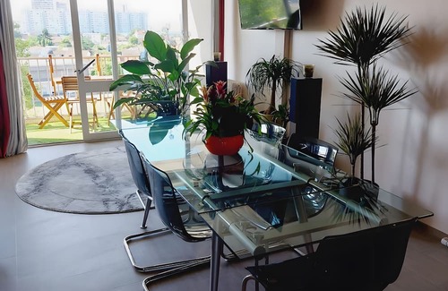 Le Bouscat Apartamento | Apartamento 'T4 Avec Tennis' con jardín compartido, Wi-Fi y aire acondicionado