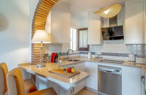 Oasis del Capistrano Apartamento | Apartment Tanger by Interhome