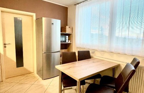 Tatranska Strba Apartamento | Apartment Tatry - spacious 3BD, Netflix & fast internet